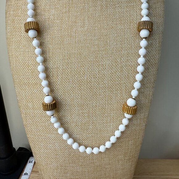 Miriam Haskell Vintage Milk Glass Bead Necklace With Gold-Tone Accents - Picture 4 of 16